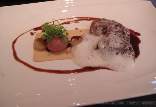 Mirror Restaurant (Mar 2011)